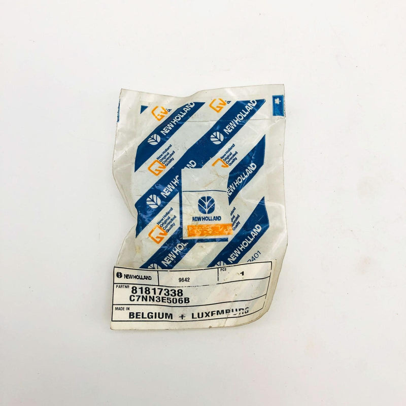 New Holland 81817338 Clamp Holder OEM NOS CNH C7NN3E506B Sealed 4
