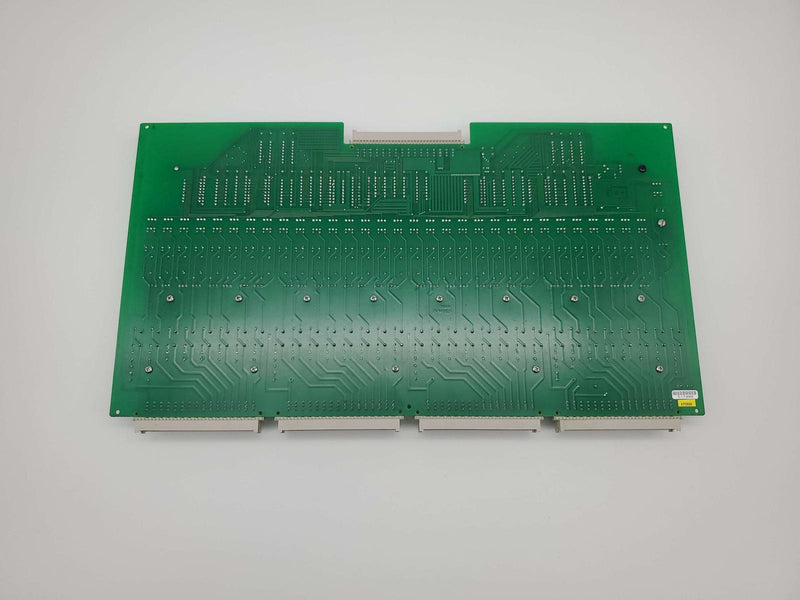 Giddings & Lewis 502-03567-00 32 AC Output Fused Board 501-04561-00 8000 Series 5