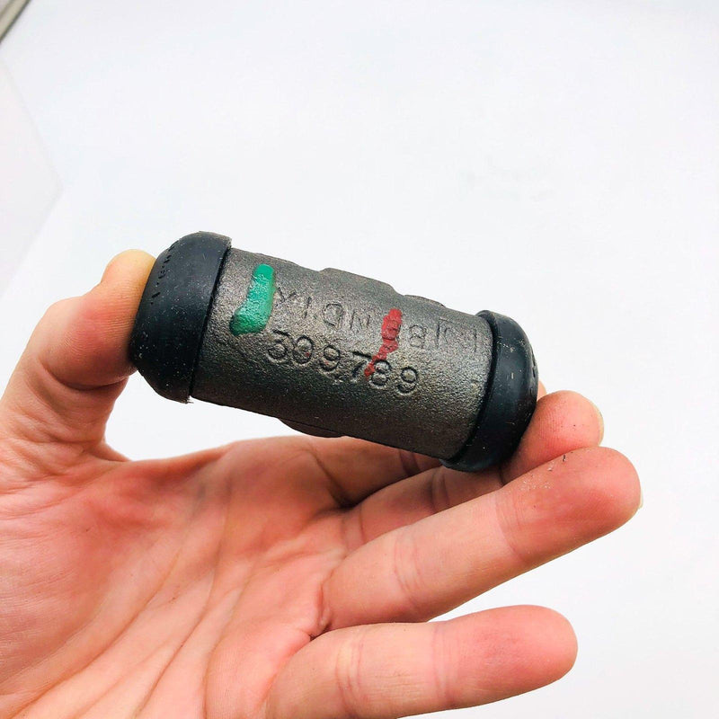 Mopar 3229063 Wheel Cylinder Drum Brakes OEM New Old Stock NOS Open 4