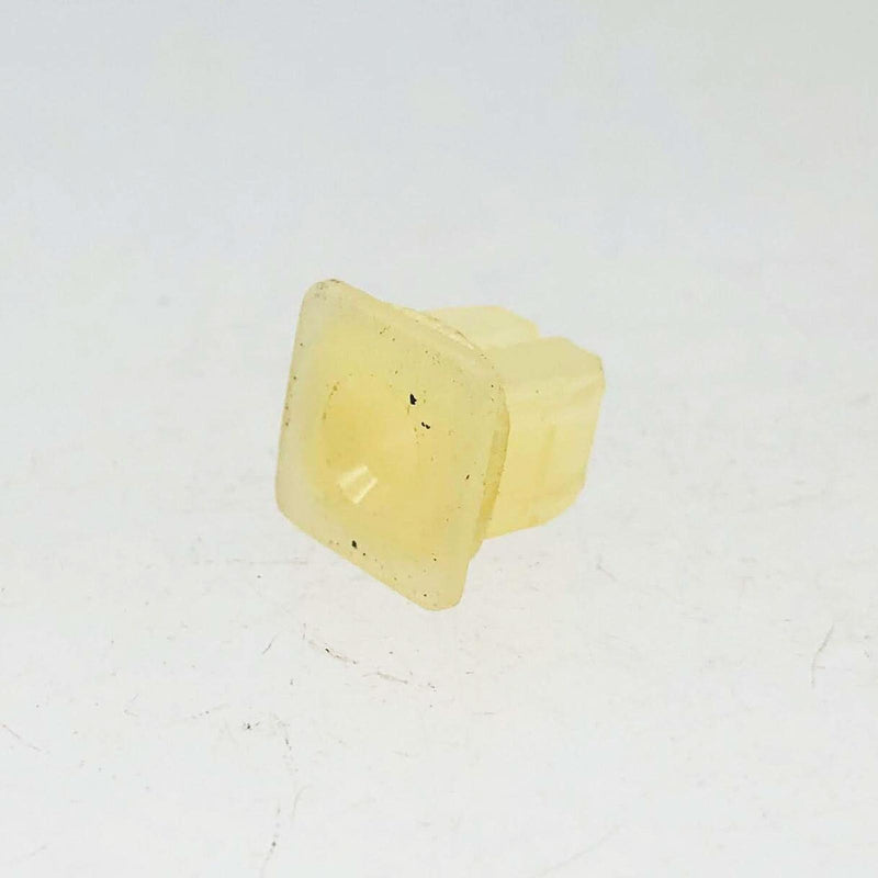 AMC Jeep 3420124 Grommet Clip Gr 14.115 OEM NOS Loose 1