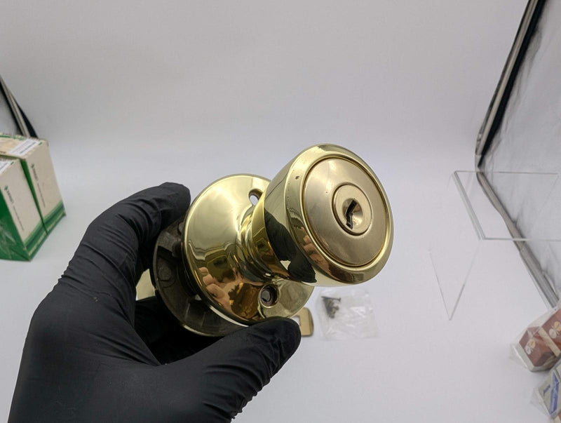 Kwikset Entry Door Knob Double Cylinder 2-3/8" Backset Bel Air Polished Brass