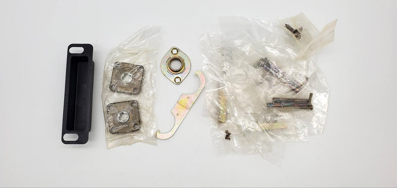 Schlage L9010 Mortise Lock Passage Latch Lever Bright Brass 605 NOS 7