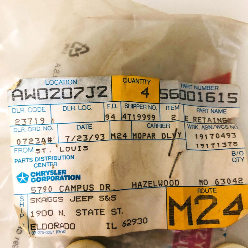 Mopar 56001615 Retainer for Window Regulator Flexrack OEM NOS 1988-90 Jeep 2