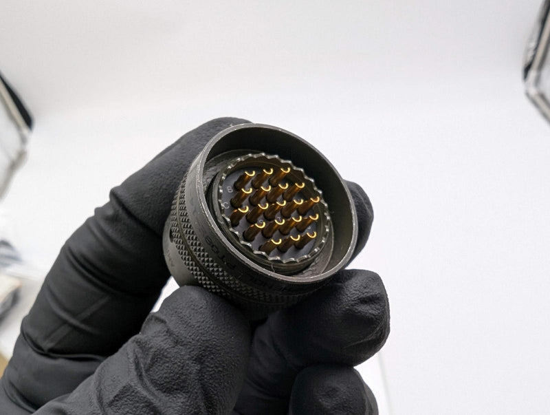 Amphenol PT08E14-19P Circular Connector 19-Pin Right Angle MIL Spec 2