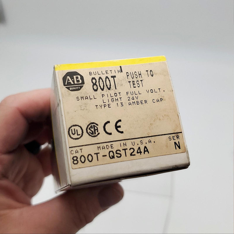 Allen Bradley 800T-QST24A Pilot Light Amber Cap 24V AC/DC Push To Test 5