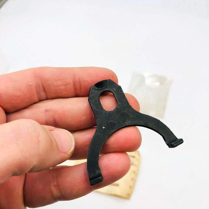 AMC Jeep 3212844 Clamp for Speedometer Cable and Pinion Manual Trans OEM NOS 2