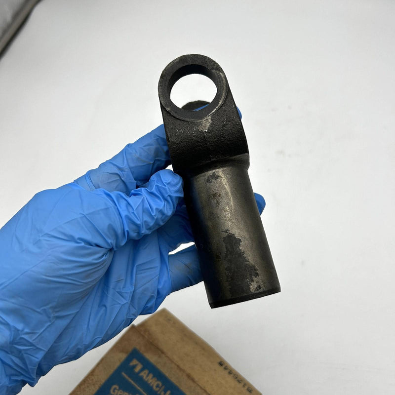 AMC Jeep 8126448 Driveshaft Slip Yoke OEM NOS Dana Spicer Open