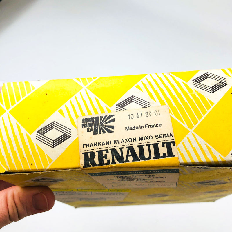 Mopar T1027058 Marker Lamp Lens Housing OEM NOS Renault 7701027058 10