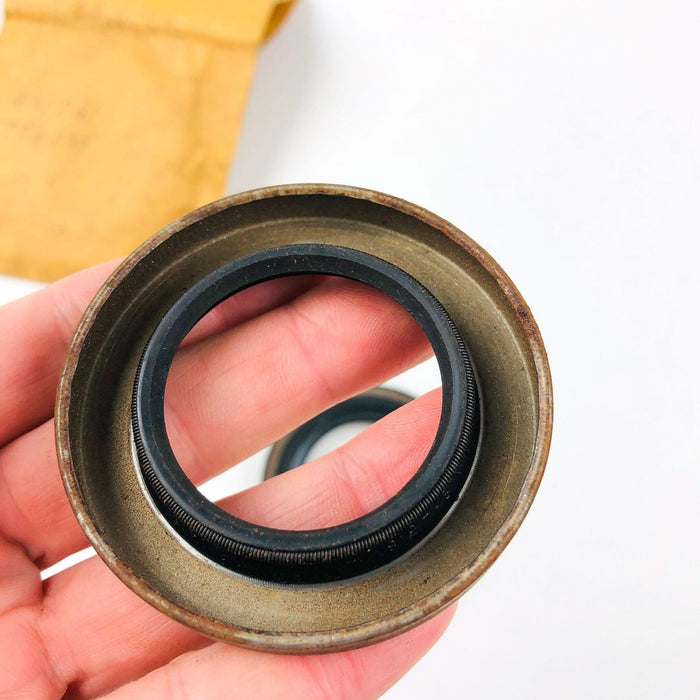 AMC Jeep 994261 Outer Axle Oil Seal 994258 Dana 44 Inner Axle Seal OEM NOS 3