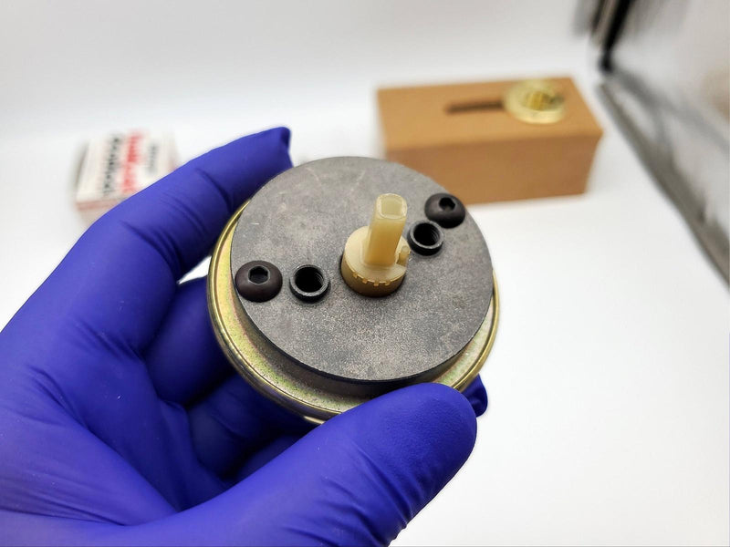 Kwikset Deadbolt Lock Turnbolt Vacancy Indicator 2-3/4" BS Bright Brass 887 NOS 5