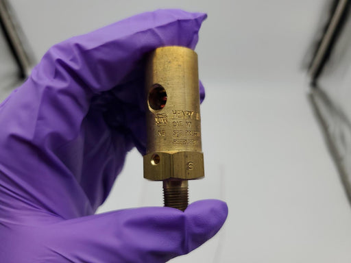 Henry Valves 5220 Refrigerant Relief Valve 1/8" MPT 150PSI 2