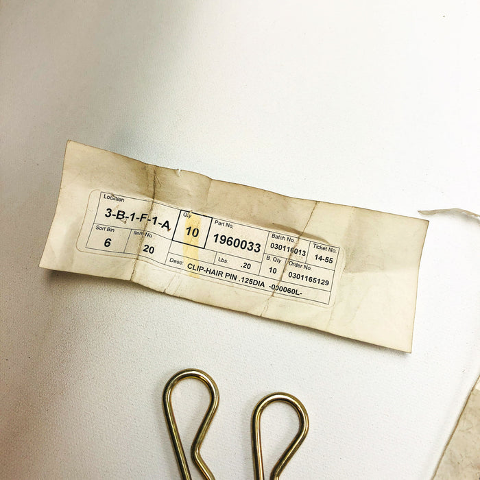 Simplicity 1960033 Clip Hair Pin .125Dia OEM NOS Replcd 1960033SM Loose Coated 2