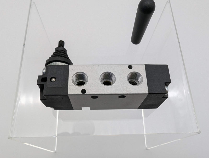 Camozzi 378-905TF Pneumatic Valve 1/8" NPTF 145 PSI Lever Actuator 16 SCFM 3