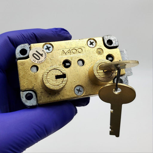 Ilco Safe Deposit Box Lock A400 LH Left Hand Satin Brass 2 Keys A4001000441LH 1
