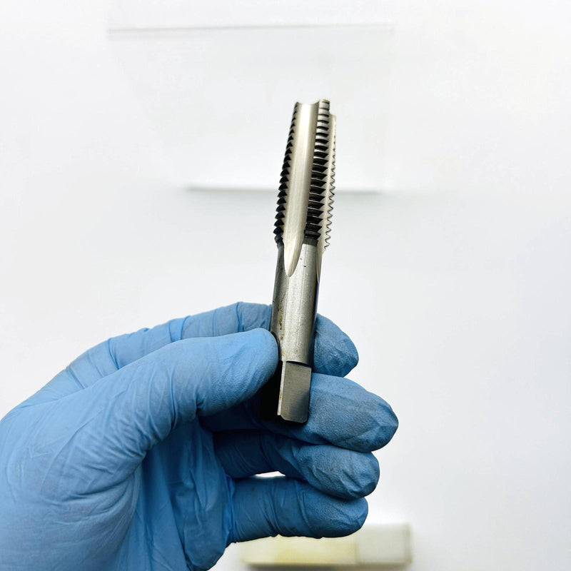 Cle-Line C63249 Taper Hand Tap 0401M M18x2.5 D7 4 Flutes General Purpose HSS