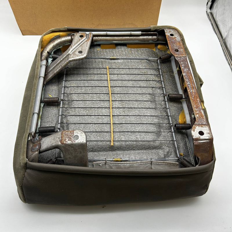 Mopar GP89LF3 Seat Cushion Assembly includes Frame Pad Cover OEM NOS For Jeep 12