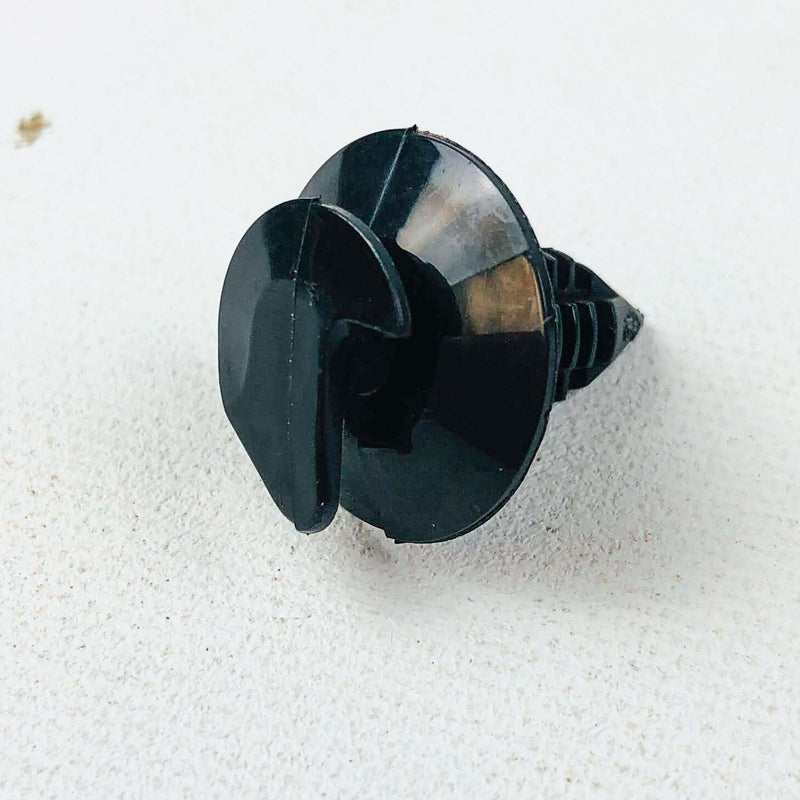 Mopar 6033862 Retainer Clip Genuine OEM New NOS Trim Fastener Black USA Made 3