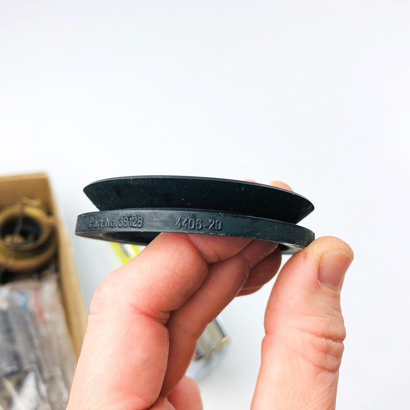 Forsheda 8127350 V Ring Seal for Front Axle Shaft Fits Jeep J10 J20 87-90 NOS 11