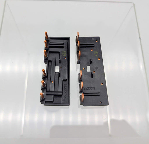 Eaton XTCEXRLC Reversing Link Kit for XTCE018C & XTCE032C Series IEC Contactors 1