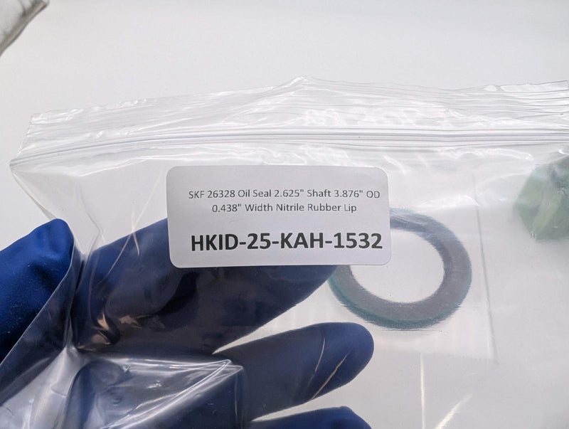 SKF 26328 Oil Seal 2.625" Shaft 3.876" OD 0.438" Width Nitrile Rubber Lip 5