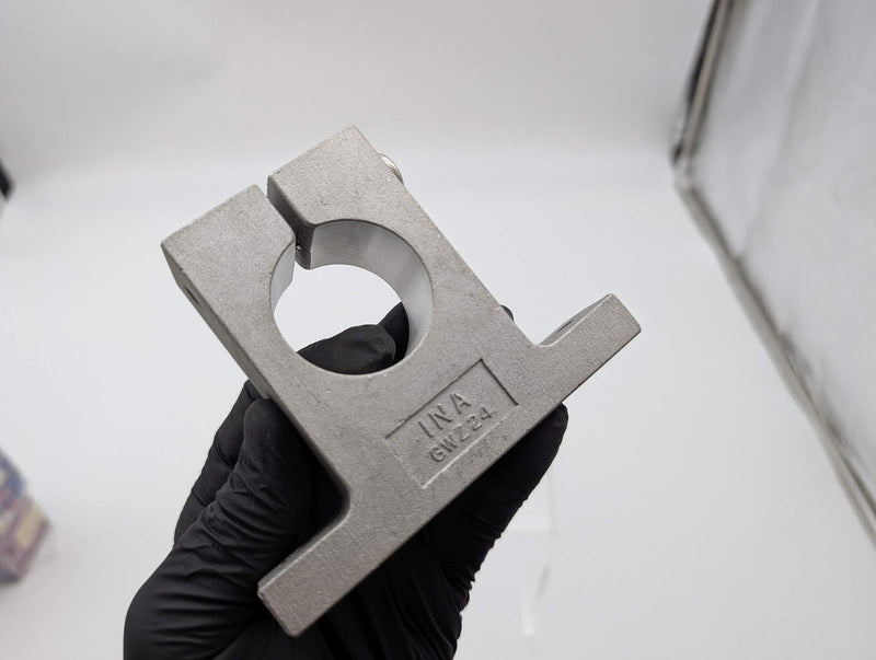 INA GWZ24 Round Shaft Support Block 1.5" Dia Shaft 4.375" L 3.437" W 2