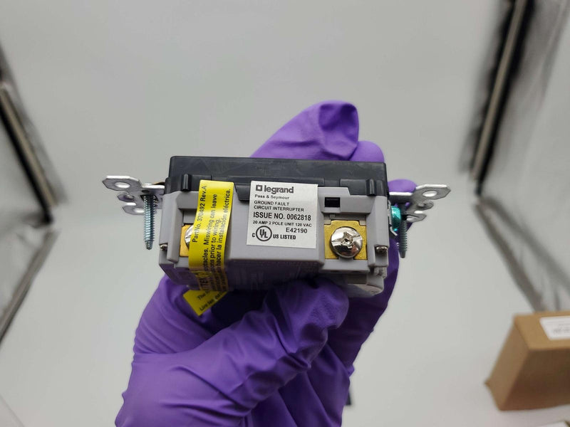 Legrand Radiant 1597BK GFCI Receptacle Duplex 15A 125V Self Testing Black 4