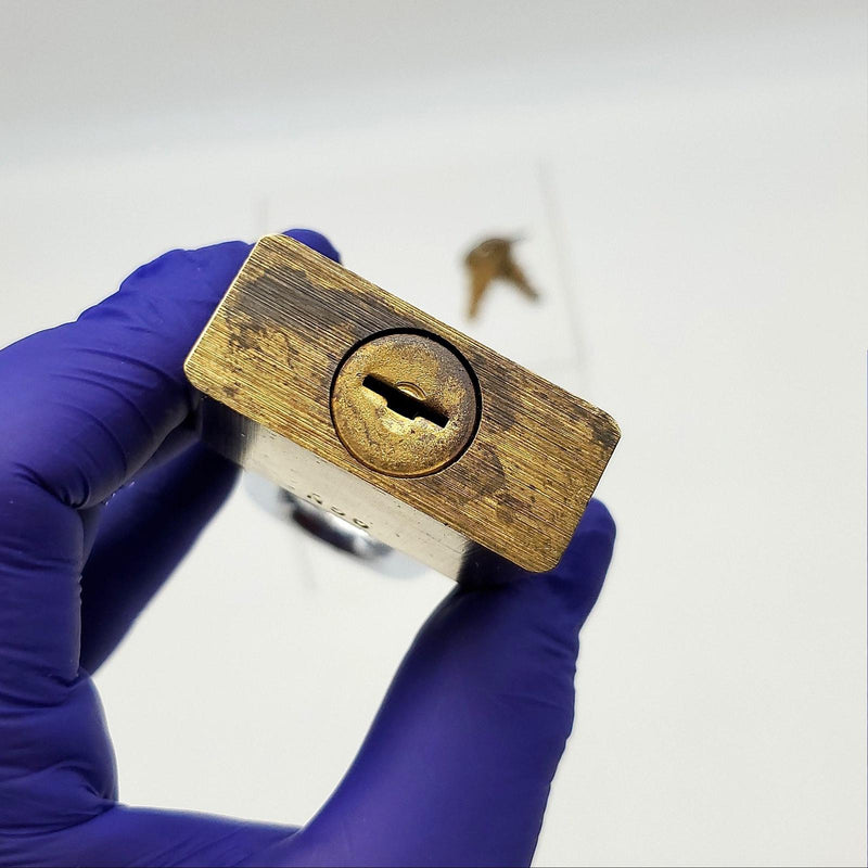 American K62 Padlock 1-5/8" Brass Body 3-1/8"L x .375"D Shackle Keyed Alike USA 6