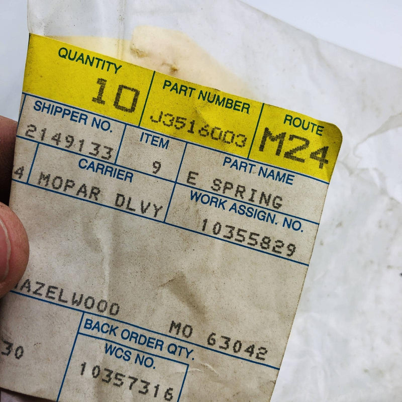 Mopar 3516003 Spring Lock Retainer OEM NOS For 1988-90 Jeep Loose No Pkg 2