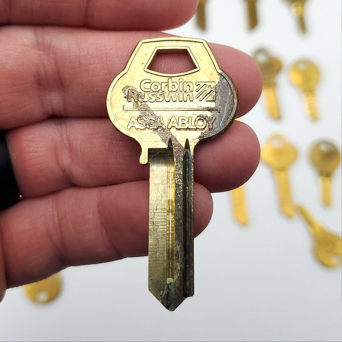 Keys for Crafting 50 Gold Tone Keys Eagle Sargent Corbin Jewelry & Art Rusty 9