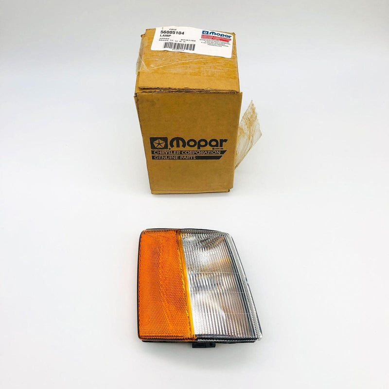 Mopar 56005104 Lamp Park Front OEM NOS 1991-93 Jeep Grand Cherokee 10