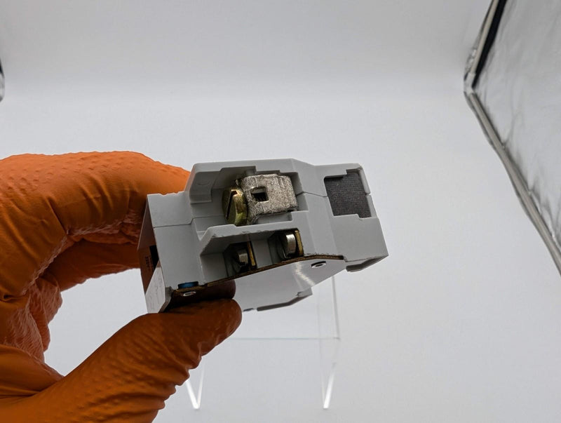 Siemens 5SN9-G10A Circuit Breaker 10A 220V Single Pole MCCB 2