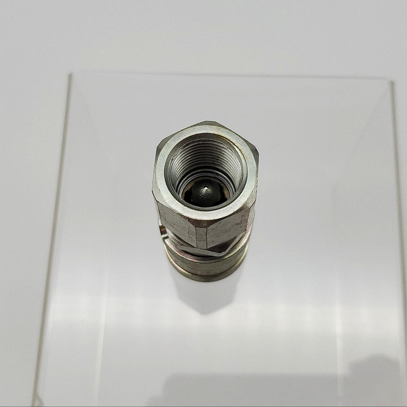 Aeroquip FD49 Hydraulic Quick Coupling w/ Valve 3/8" x 1/2" NPT FD49-1001-08-06 2