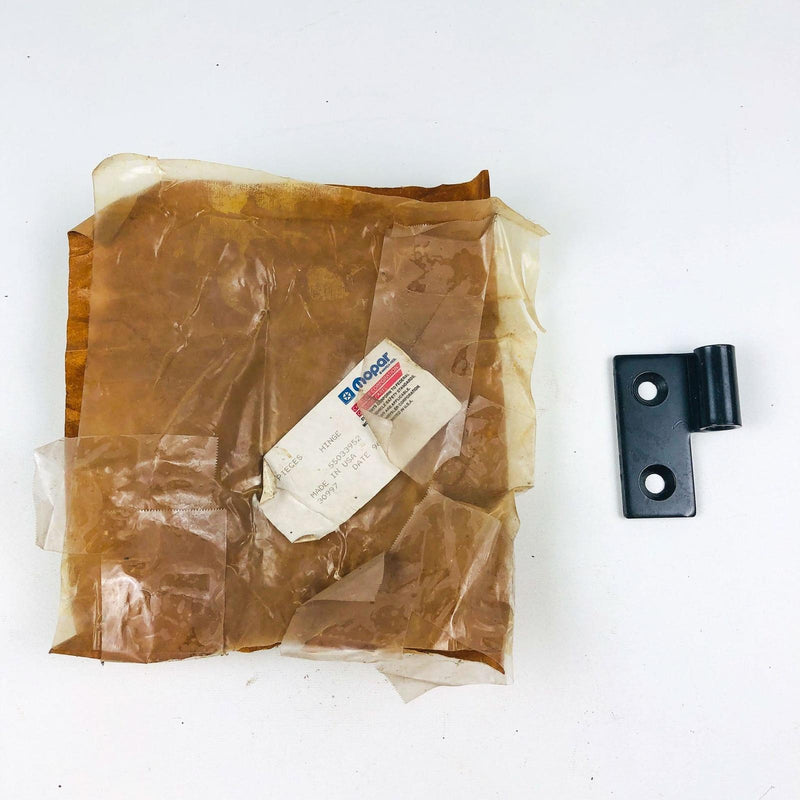 Mopar 55033952 Hinge Lower Body Half Right OEM NOS 1981-86 Jeep Wrangler 9