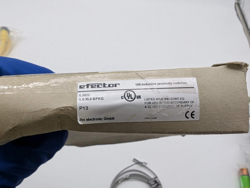 IFM IL5022 Inductive Sensor 0.8mm Range Normally Open Red LED 2m Cable 5