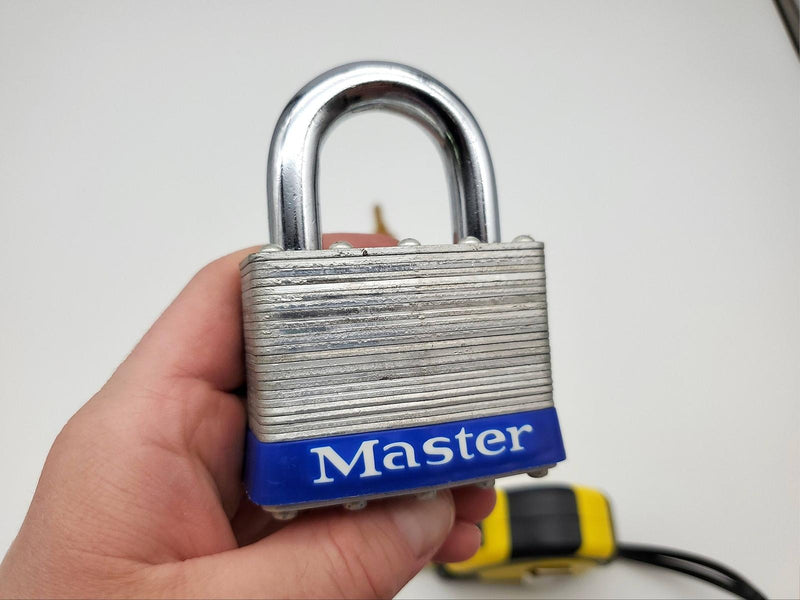 Master Lock No 15 Padlock 1-1/2" L x 0.42" D Shackle 2-1/2" Body USA Made NOS 2