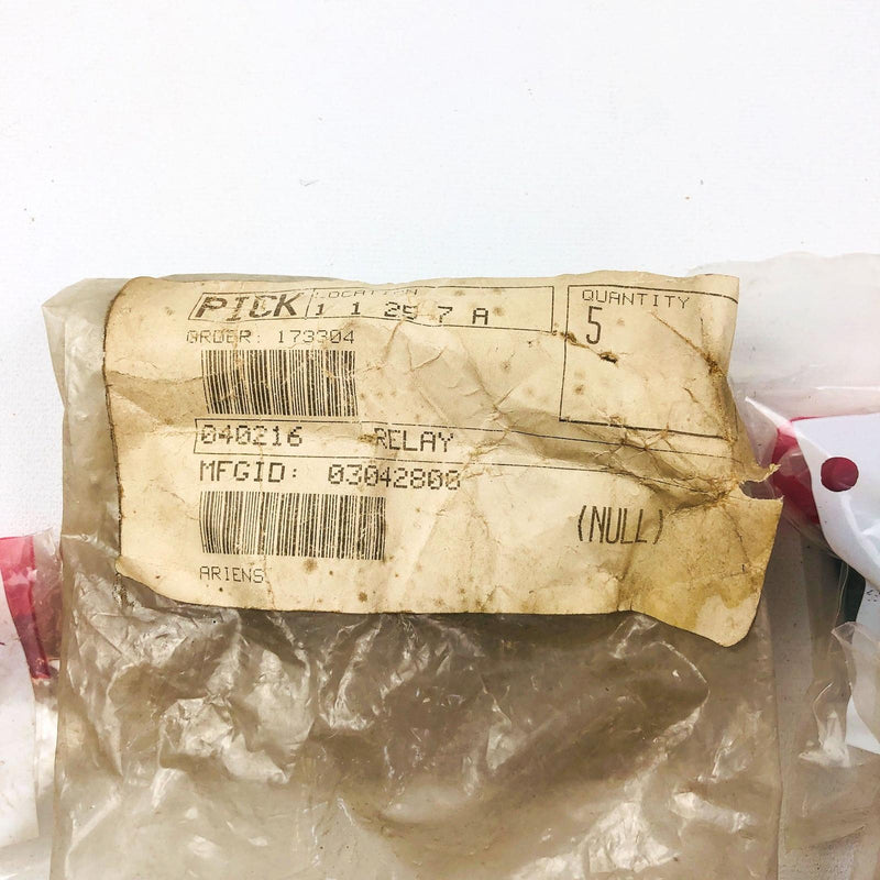 Oregon 33-317-0 Relay For Ariens Gravely 03042800 / 040216 / 00432101 Open 2