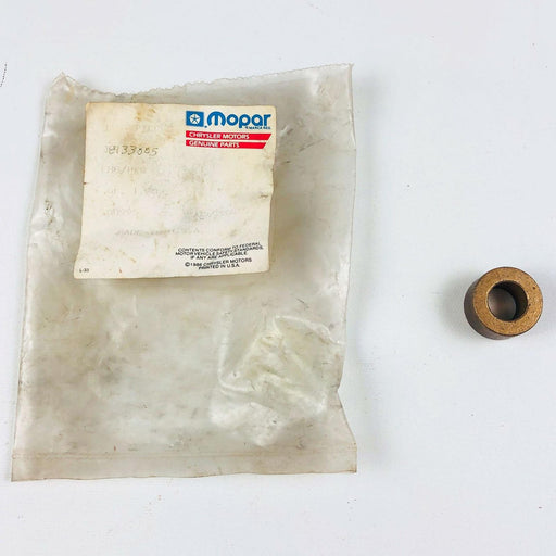 Mopar J8133005 Crankshaft Pilot Bushing OEM New Old Stock NOS 1