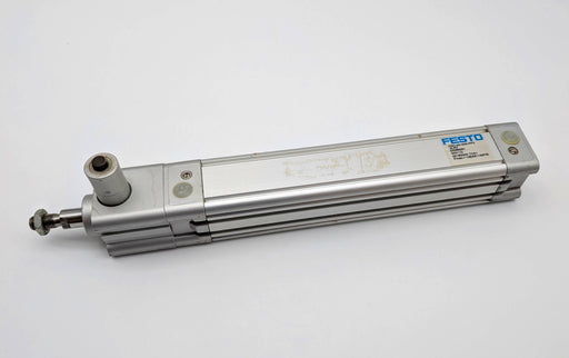 Festo DNC-40-200-PPV-A-KP Pneumatic Cylinder 40mm Bore 200mm Stroke M12X1.25 1