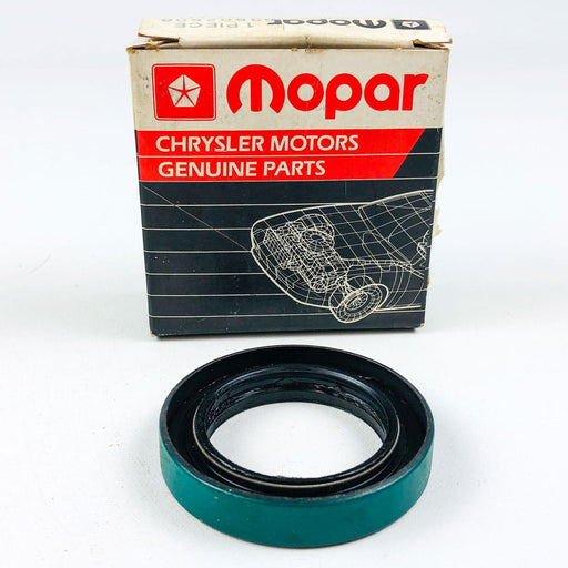 Mopar 83502508 Seal for Gear Train Yoke OEM NOS 1981-86 NPG 208 1