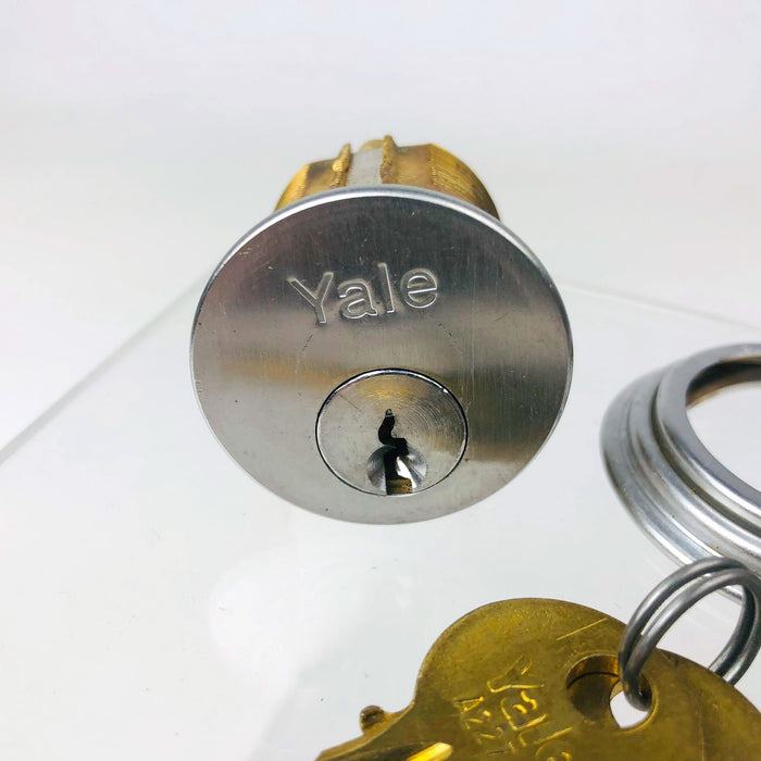 Yale Mortise Cylinder 1-1/4" Length Satin Chrome E1R Keyway 1152 Paracentric NOS