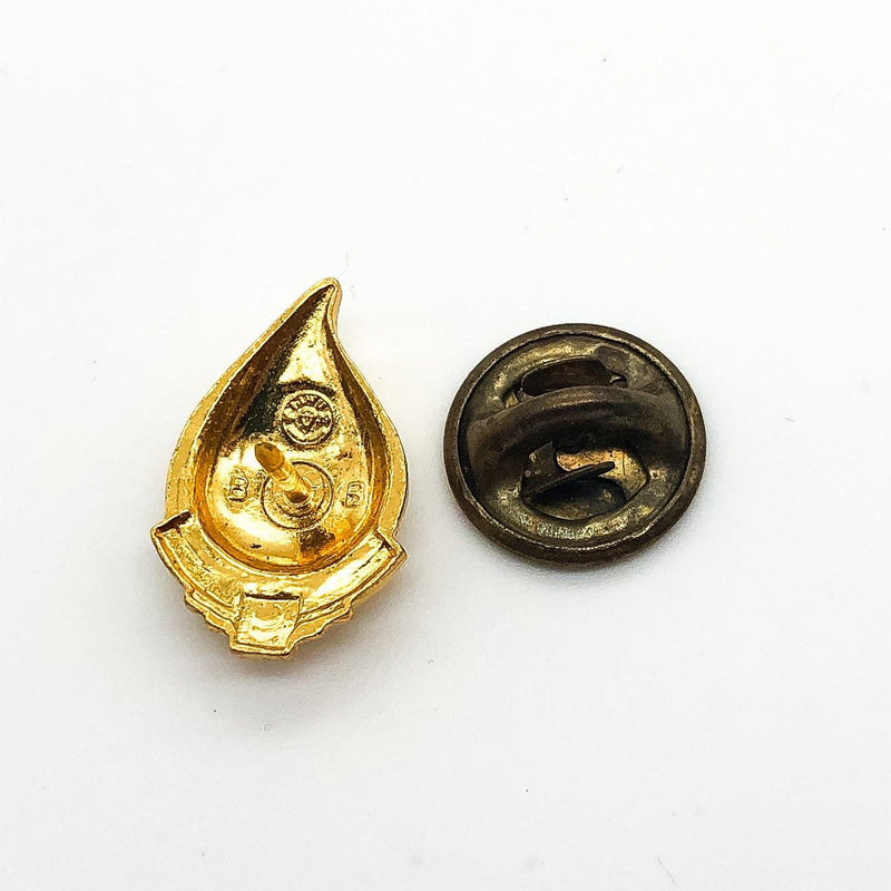 American Red Cross Lapel Pin 7 Gallon Service Award Gallon Donor Recognition 3