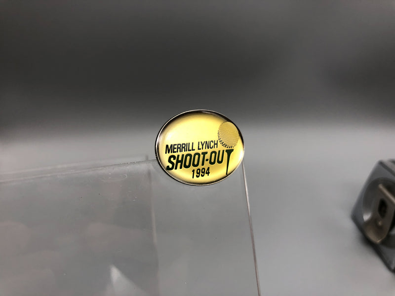 Vintage Merrill Lynch Shootout Lapel Pin 1994 Golfing PGA Tour Enamel Epoxy