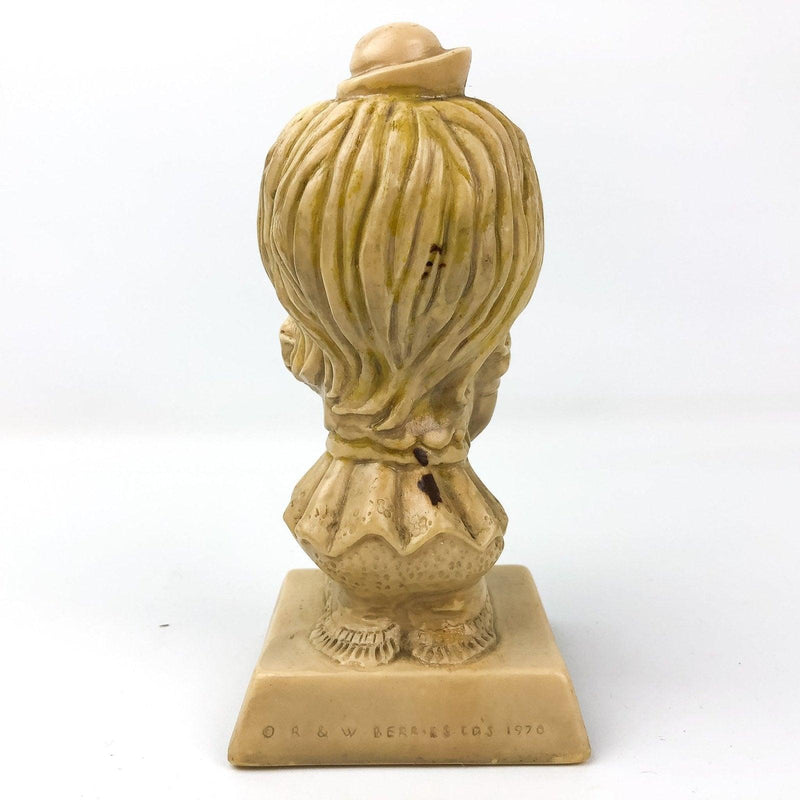 R & W Berries Figurine Little Girl in Dress Guess Who I Like Statue 5