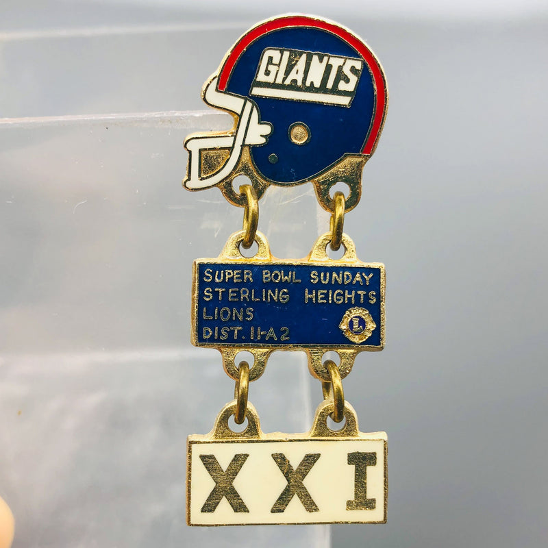 NY Giants Football Lapel Pin Super Bowl 21 Lions Club Sterling Heights MI 11-A2