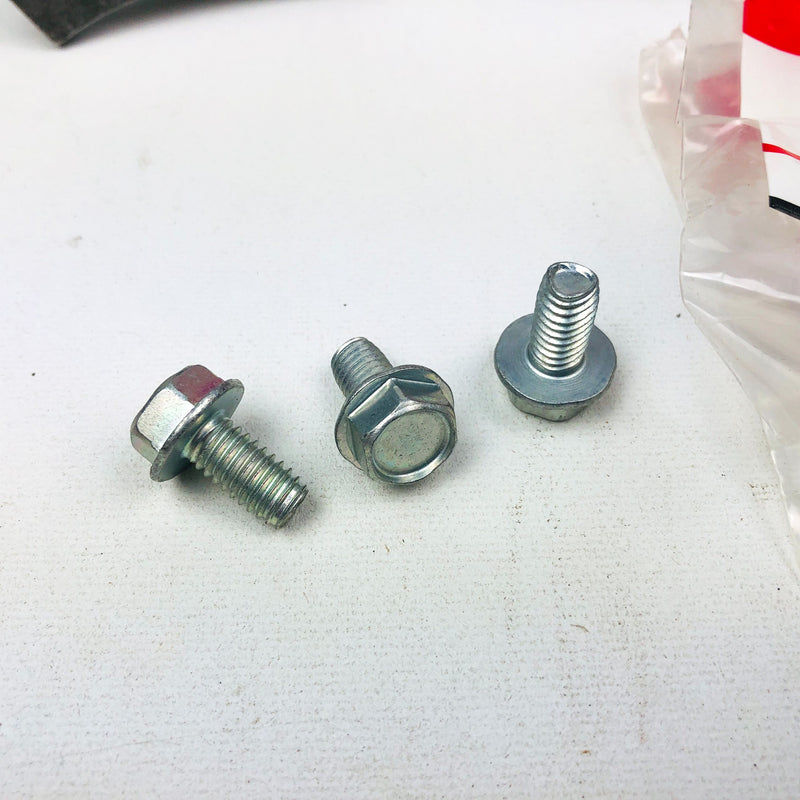 Briggs and Stratton 1739073YP Hub Impeller Genuine OEM New Old Stock NOS