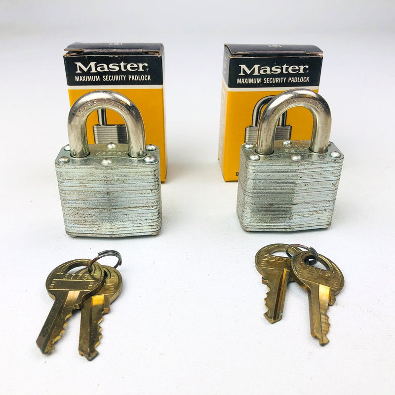 2ct Vintage No 3 Master Lock Padlock 1-1/8" Shackle New NOS Keyed Alike 3773 1