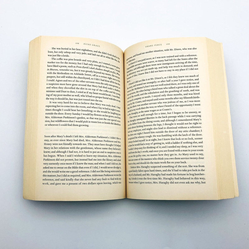 Alias Grace Paperback Margaret Atwood 1997 19th Century Women Murderers Trials 8