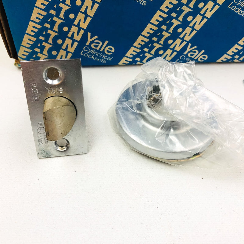 Yale Privacy Door Knob Locking 5302 Copenhagen 380BN US26D Satin Chrome New NOS 9