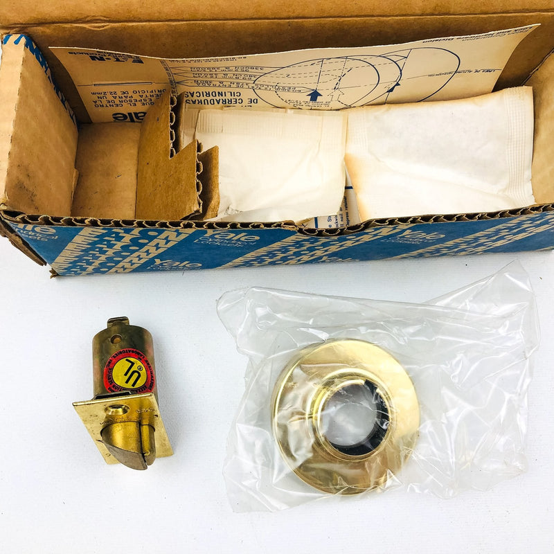 Yale Communicating Passage Door Knob 5328 Brandywine US03 Bright Brass No Strike 9