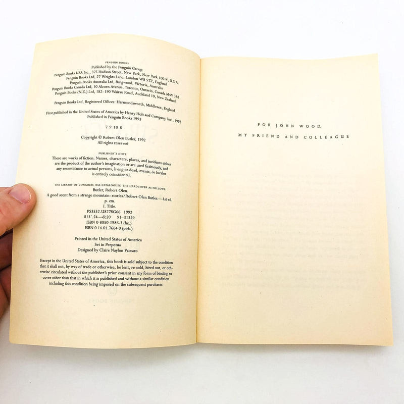 A Good Scent From A Strange Mountain SC Robert Olen Butler 1992 Vietnam War 7
